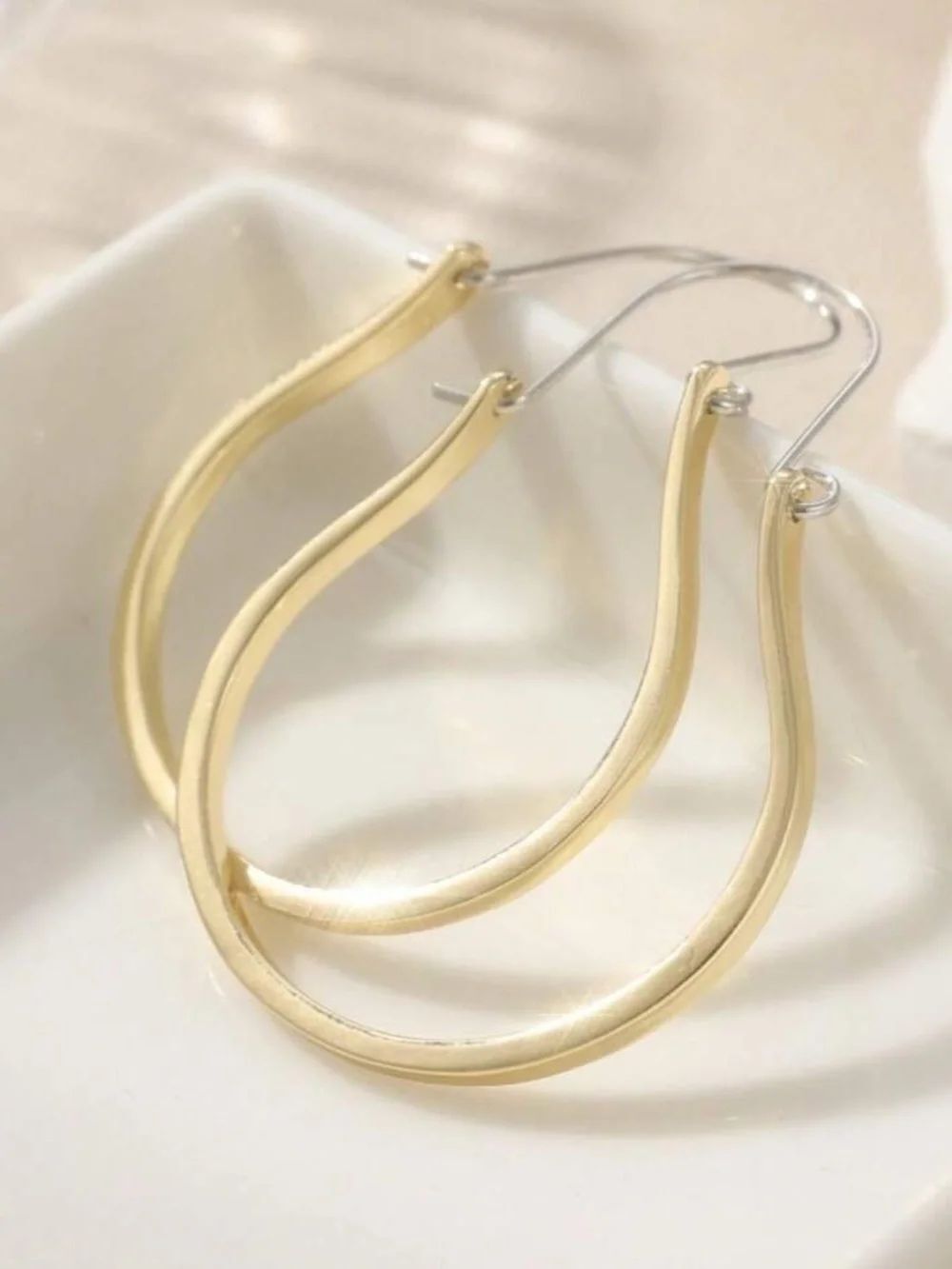 Teardrop Hoop Earrings N2425